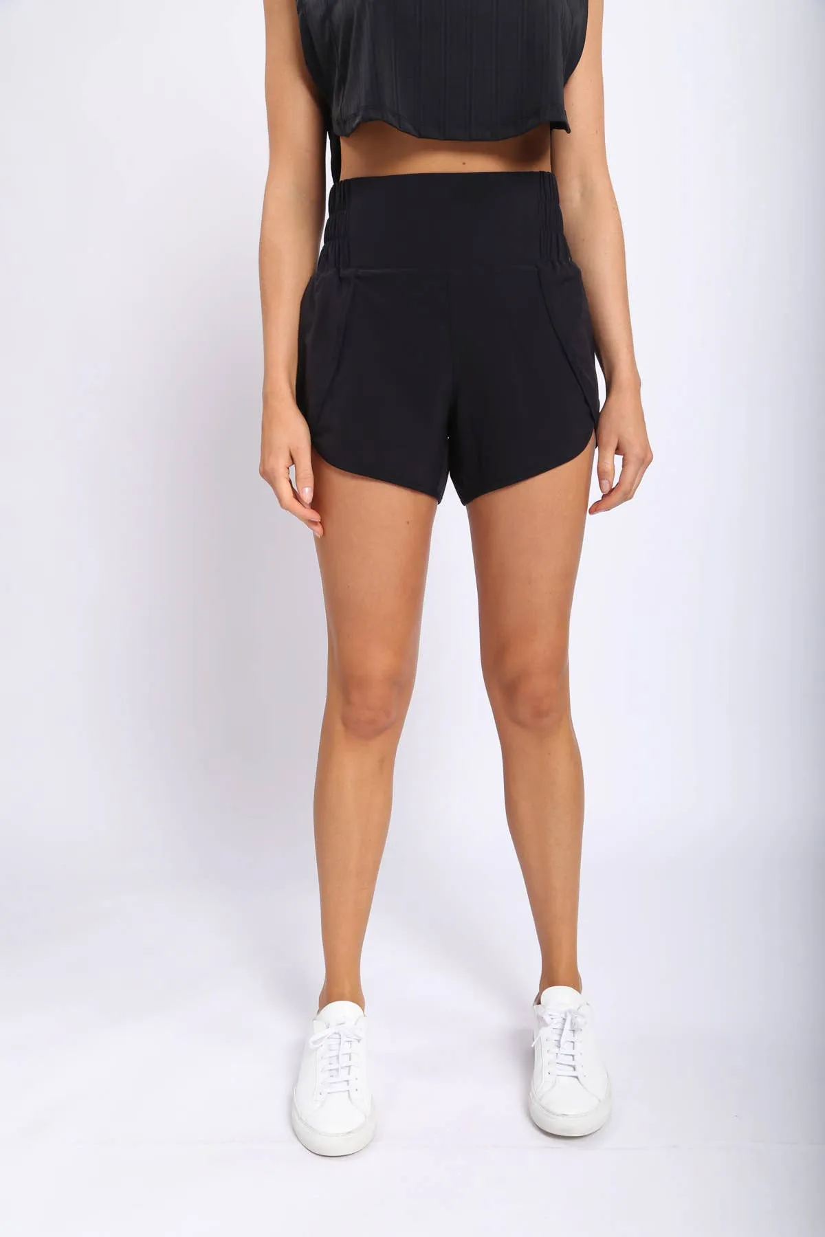 Highwaist Athleisure Split Shorts